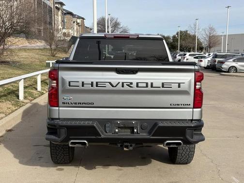 2023 Chevrolet Silverado 1500 Custom Trail Boss