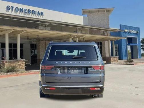 2023 Jeep Wagoneer Series III 4x2