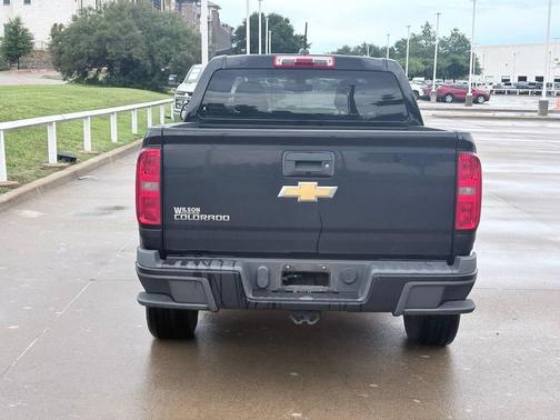 Black 2016 Chevrolet Colorado WT