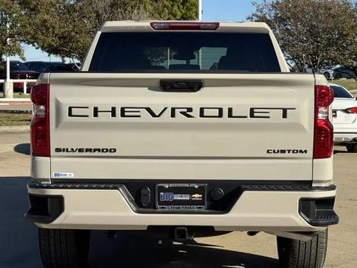 2026 Chevrolet Silverado 1500 Custom