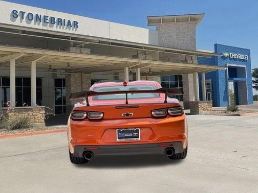 Vivid Orange Metallic 2023 Chevrolet Camaro 2SS