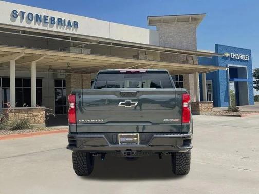2025 Chevrolet Silverado 1500 ZR2