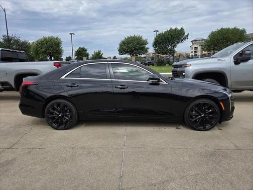 2023 Cadillac CT4 Luxury