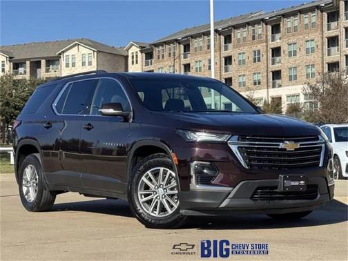 2023 Chevrolet Traverse LT Cloth