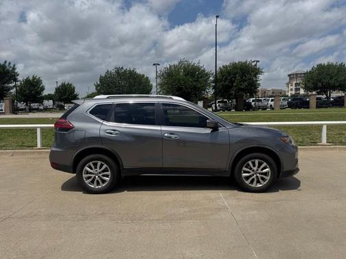 Gun Metallic 2020 Nissan Rogue SV