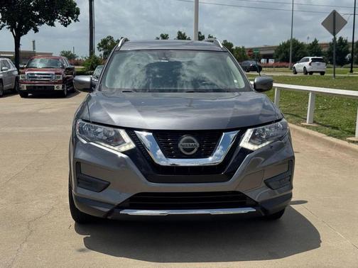 Gun Metallic 2020 Nissan Rogue SV