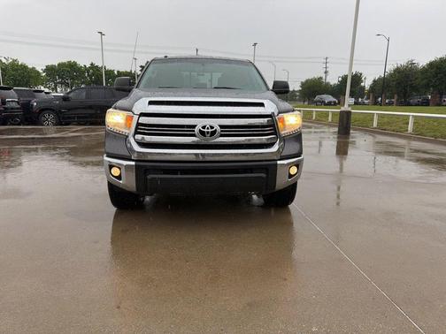 Magnetic Gray Metallic 2017 Toyota Tundra SR5