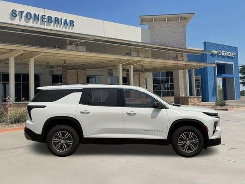 Summit White 2027 Chevrolet Traverse LT
