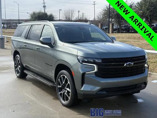 2024 Chevrolet Suburban RST