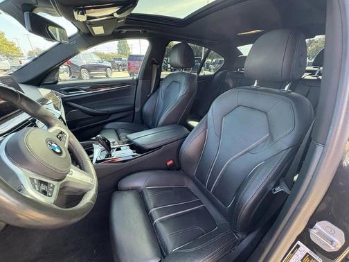 2021 BMW 540 540i