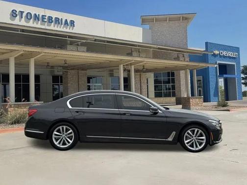 2019 BMW 750 I