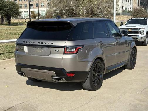 2022 Land Rover Range Rover Sport HSE Silver Edition