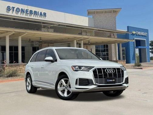 Glacier White Metallic 2021 Audi Q7 45 Premium