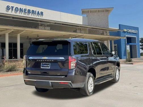 Dark Ash Metallic 2024 Chevrolet Suburban LT