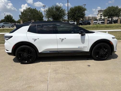 2024 Chevrolet Equinox EV RS
