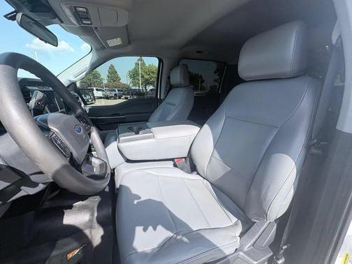 Oxford White 2023 Ford F-150 XL