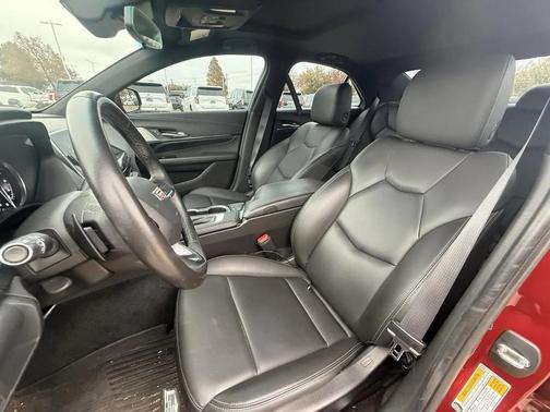 2023 Cadillac CT4 Luxury