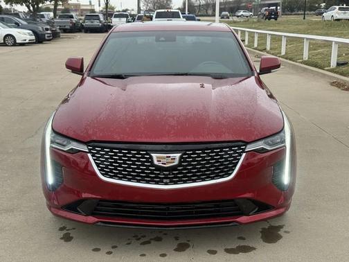 2023 Cadillac CT4 Luxury