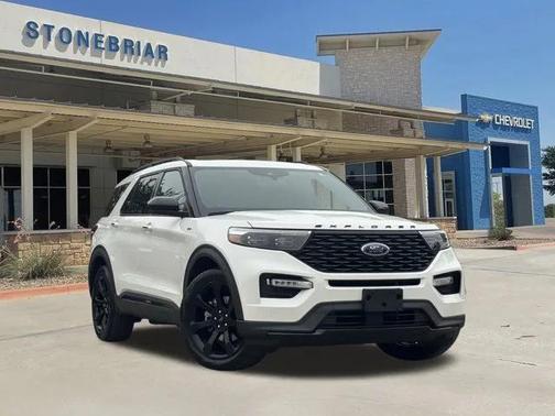2023 Ford Explorer ST-Line