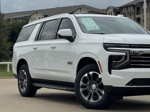 Summit White 2026 Chevrolet Suburban LT