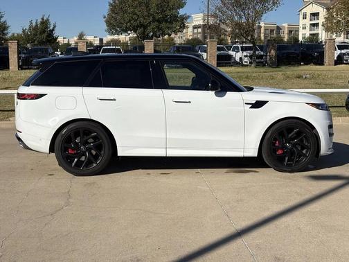 2023 Land Rover Range Rover Sport SE