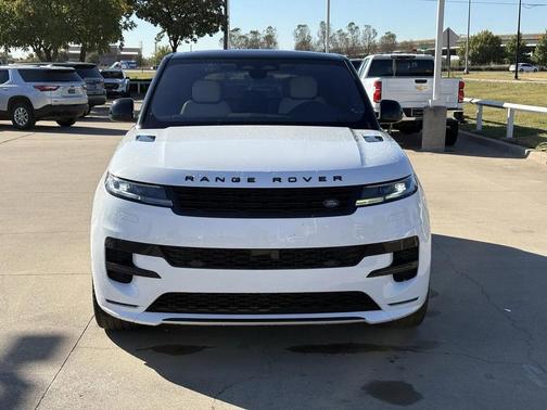 2023 Land Rover Range Rover Sport SE