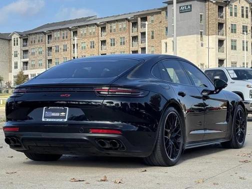 2020 Porsche Panamera GTS