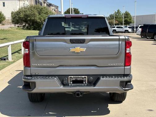 2022 Chevrolet Silverado 1500 Custom