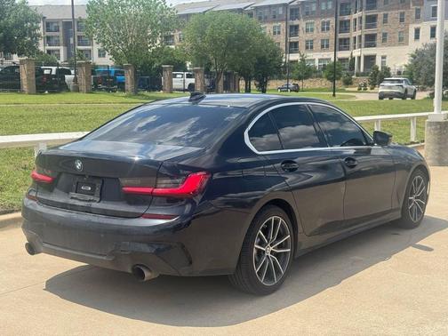 Black 2019 BMW 330 330i