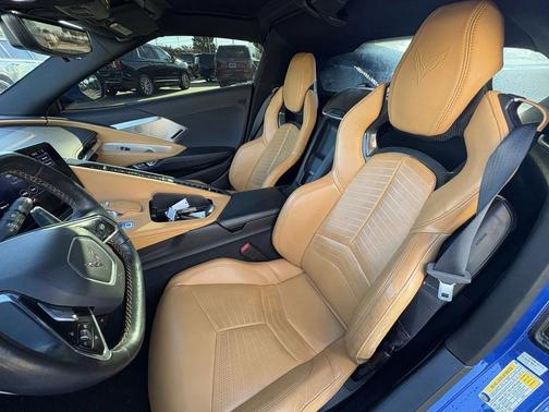 2020 Chevrolet Corvette Stingray w/2LT