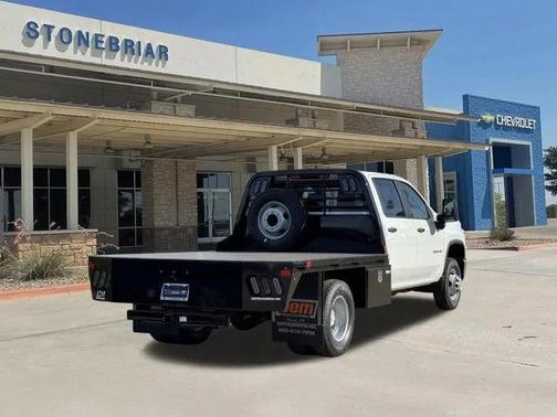 Summit White 2026 Chevrolet Silverado 3500 WT