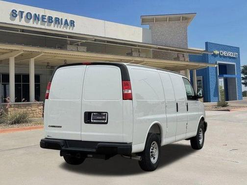 Summit White 2026 Chevrolet Express 2500 LT