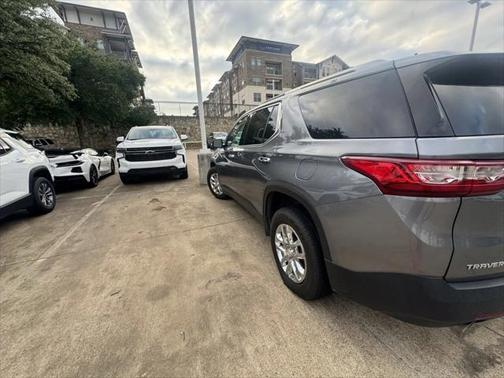 2018 Chevrolet Traverse LT Cloth