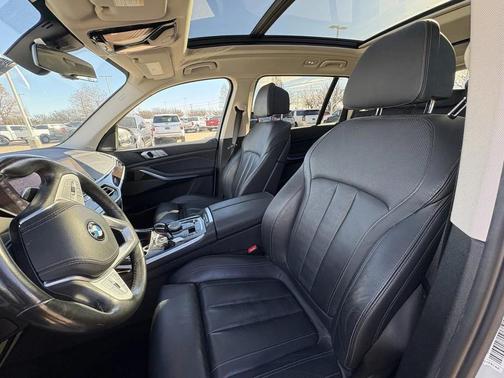 2019 BMW X7 xDrive40i