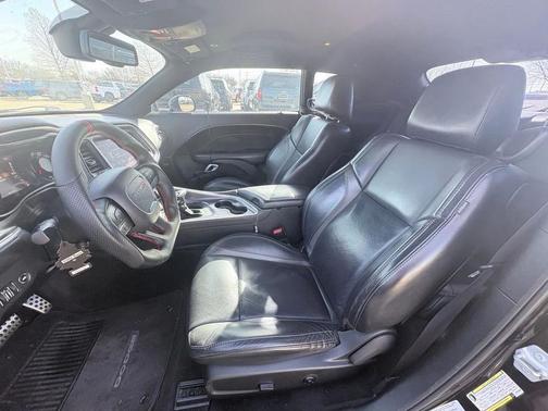 2017 Dodge Challenger SXT