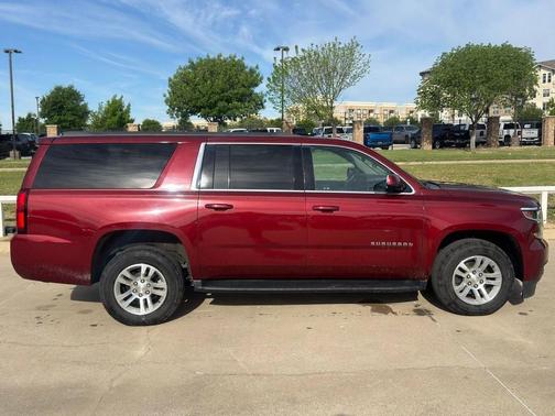 Siren Red Tintcoat 2020 Chevrolet Suburban LT