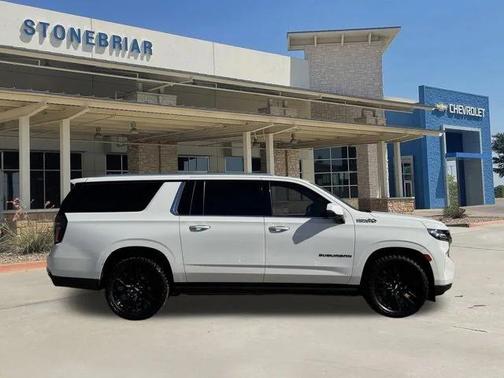 2022 Chevrolet Suburban 4WD High Country