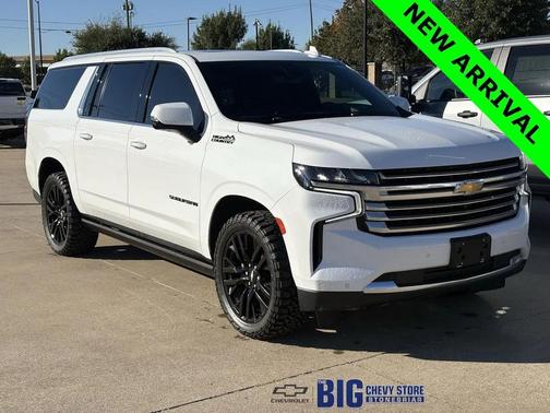 2022 Chevrolet Suburban 4WD High Country
