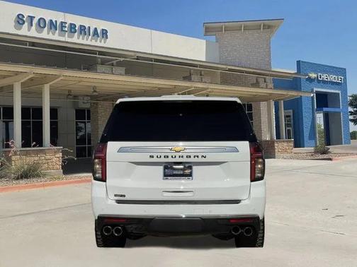 2022 Chevrolet Suburban 4WD High Country