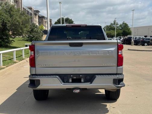 Sterling Gray Metallic 2024 Chevrolet Silverado 1500 Custom