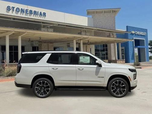 2025 Chevrolet Suburban RST