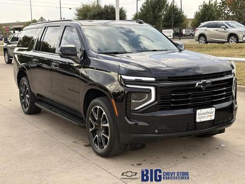 2025 Chevrolet Suburban RST