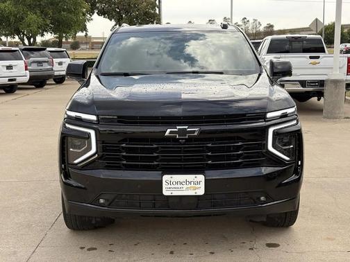 2025 Chevrolet Suburban RST