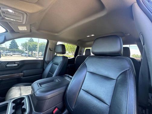 Black 2021 Chevrolet Silverado 1500 LT Trail Boss