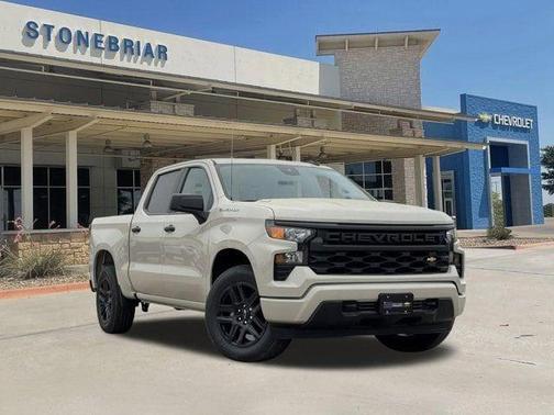 White Sands 2026 Chevrolet Silverado 1500 Custom