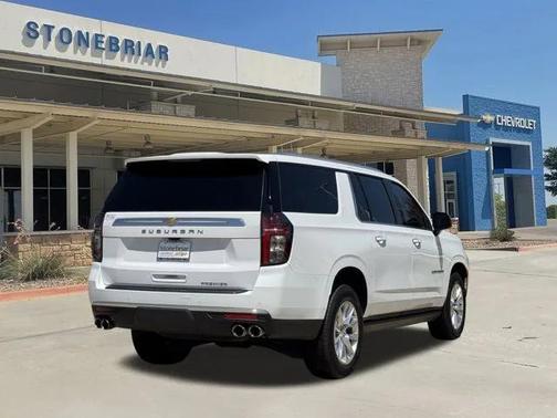 2023 Chevrolet Suburban Premier