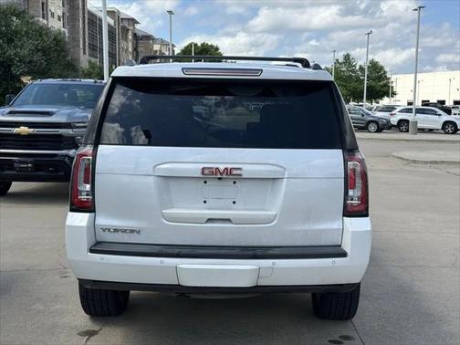 2016 GMC Yukon SLT