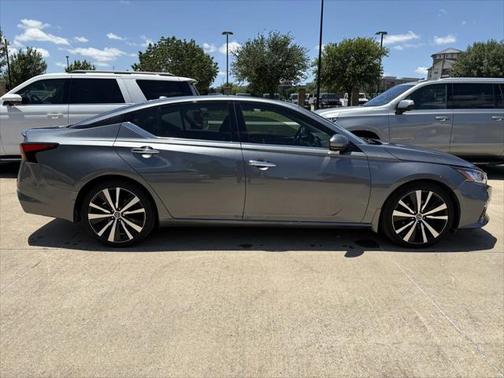 2019 Nissan Altima 2.0 Platinum