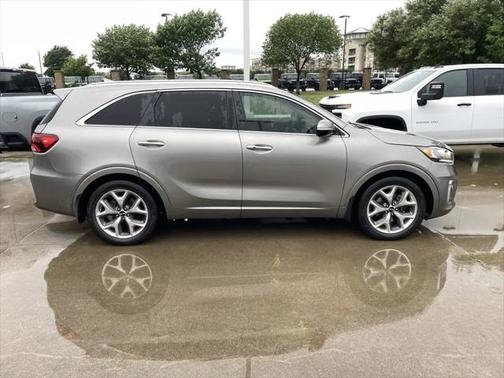 2019 Kia Sorento SX