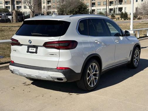 2023 BMW X5 sDrive40i